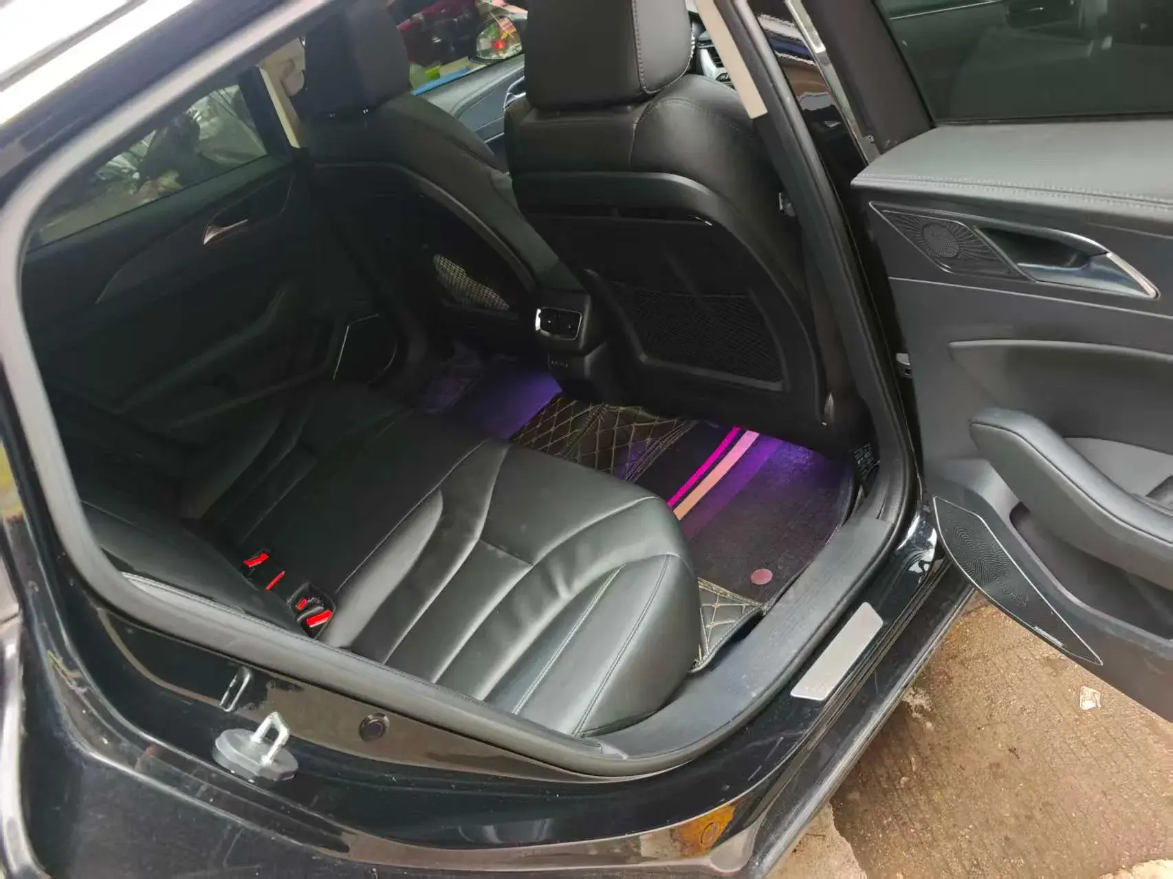 2022 HONGQI H5 thumbnail 4