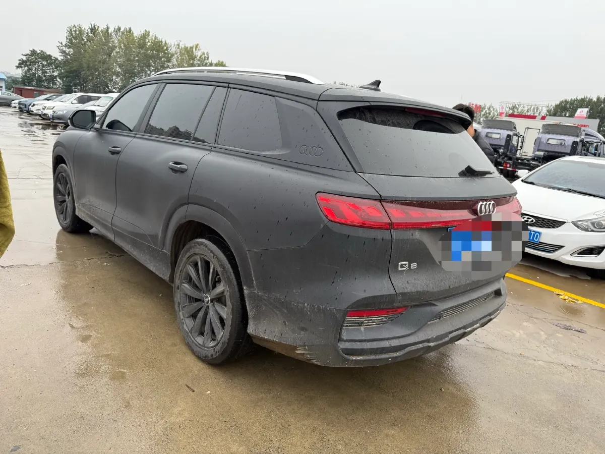 2024 Audi Q6 2.0T 265HP L4 7DCT,autocango,china used car exporter,china ev exporter,chinese used car exporter,chinese used ev exporter