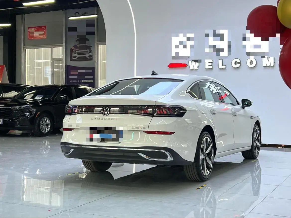 2023 VOLKSWAGEN LAMANDO thumbnail 4