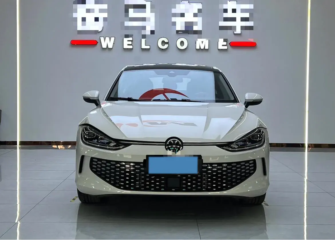 2023 VOLKSWAGEN LAMANDO thumbnail 2