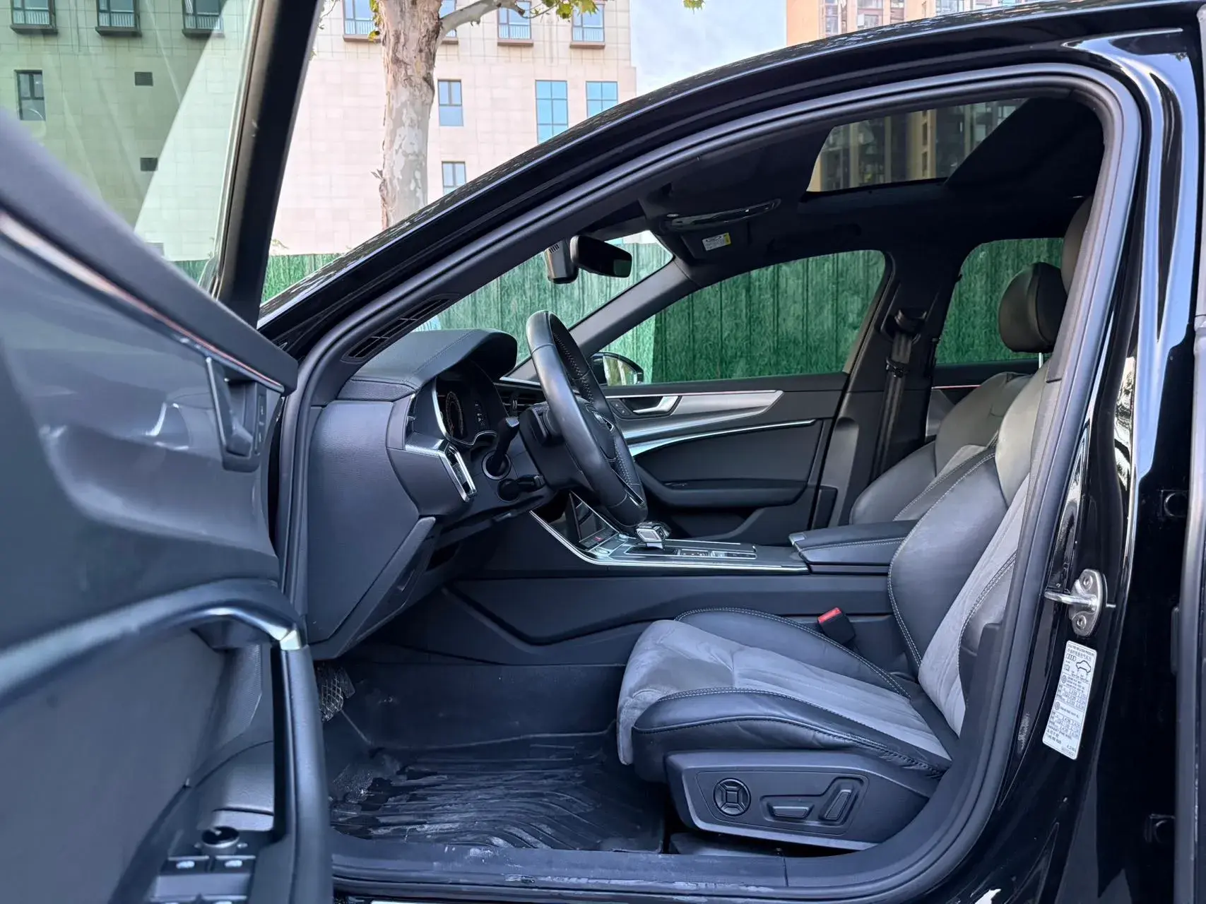 2021 AUDI A6L thumbnail 4