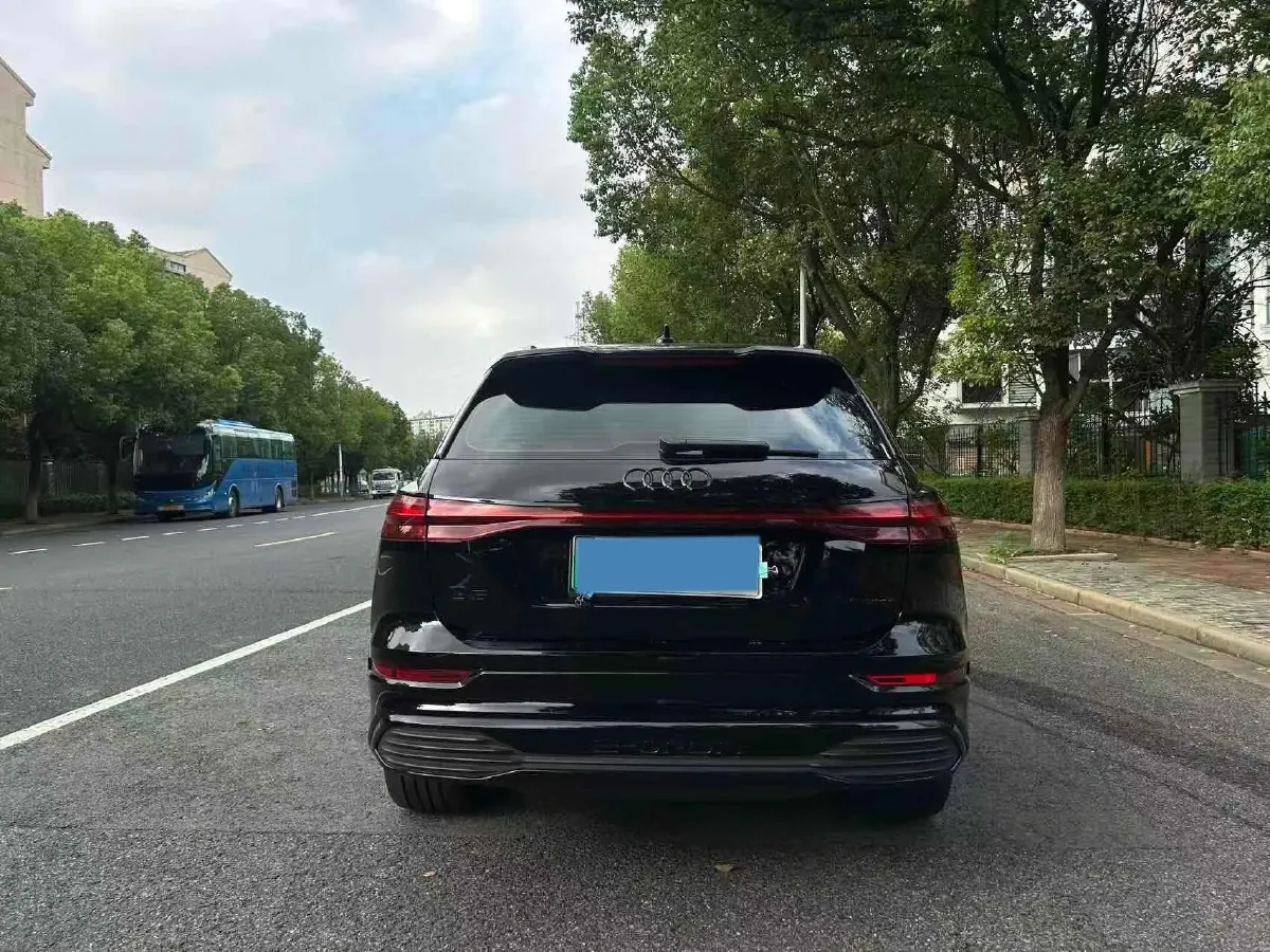 2023 Audi Q5 e-tron BEV 83.4KWH,autocango,china used car exporter,china ev exporter,chinese used car exporter,chinese used ev exporter