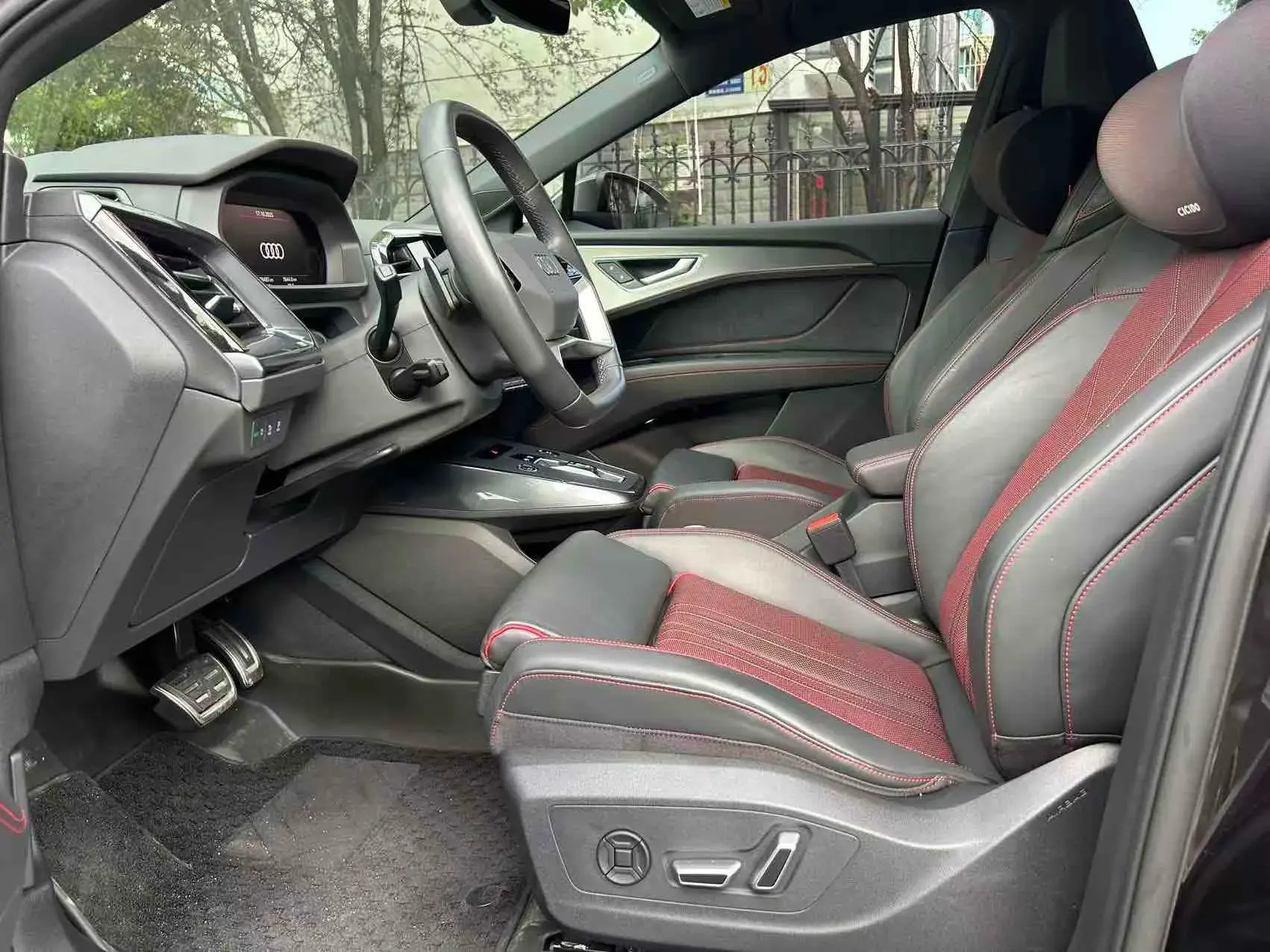 2023 AUDI Q5 thumbnail 4