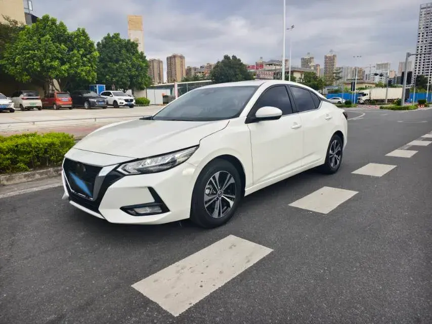 2022 NISSAN SYLPHY view 1