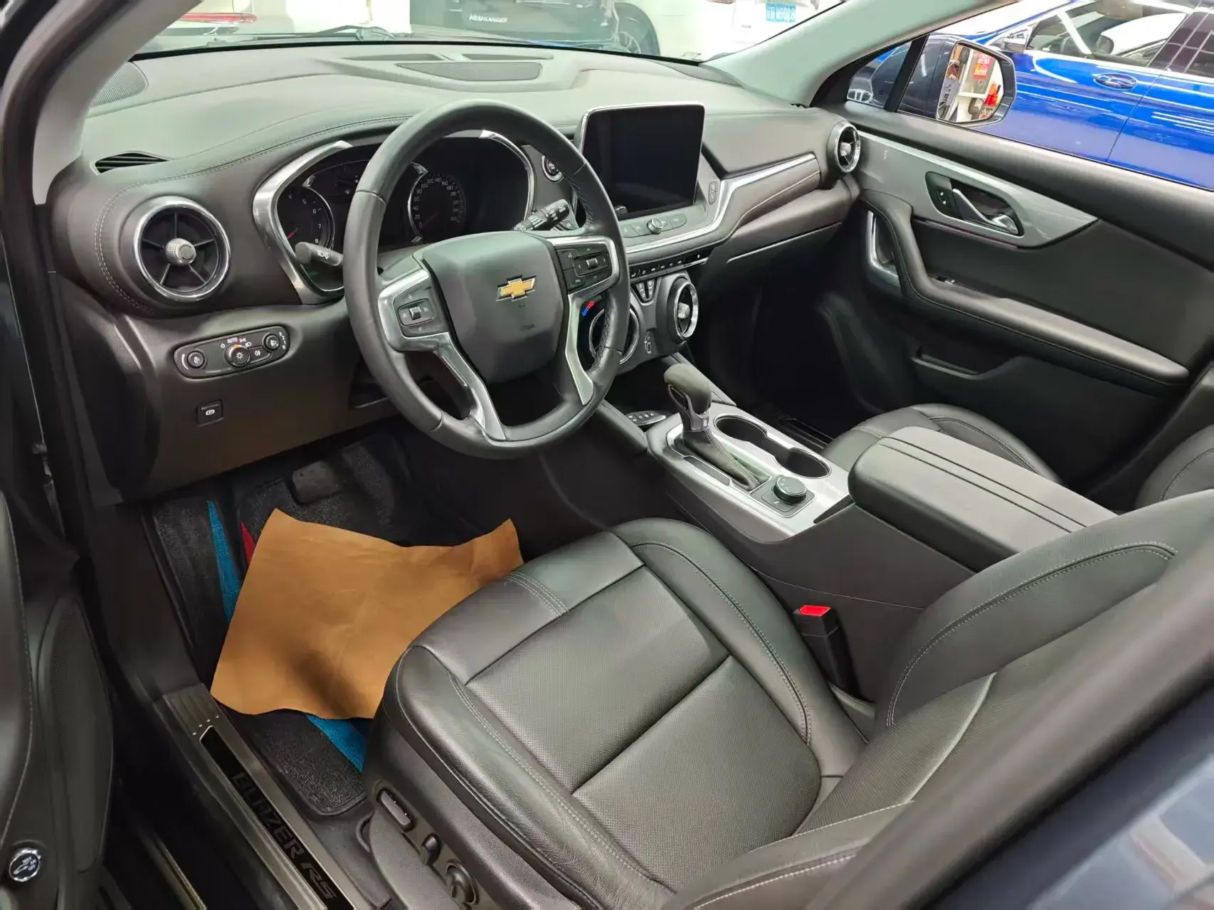 2020 CHEVROLET BLAZER thumbnail 3