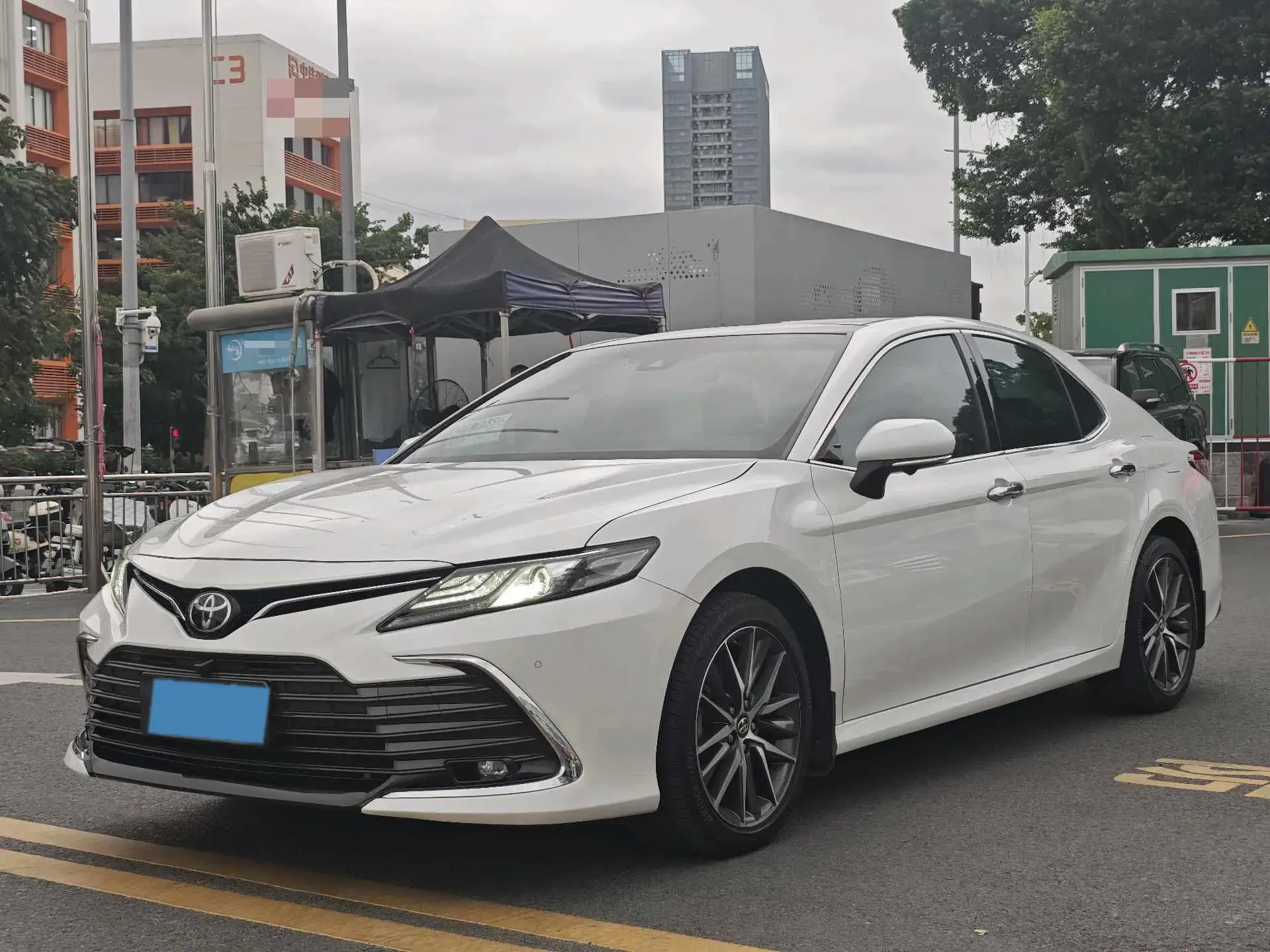 2021 TOYOTA CAMRY view 1