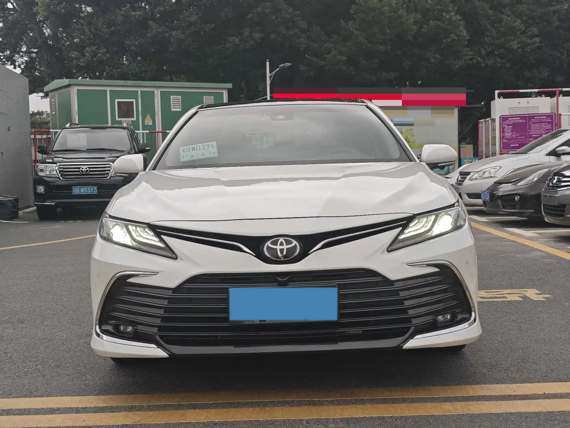 2021 TOYOTA CAMRY thumbnail 2