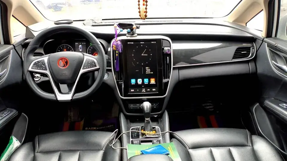 2018 BYD SONG thumbnail 3