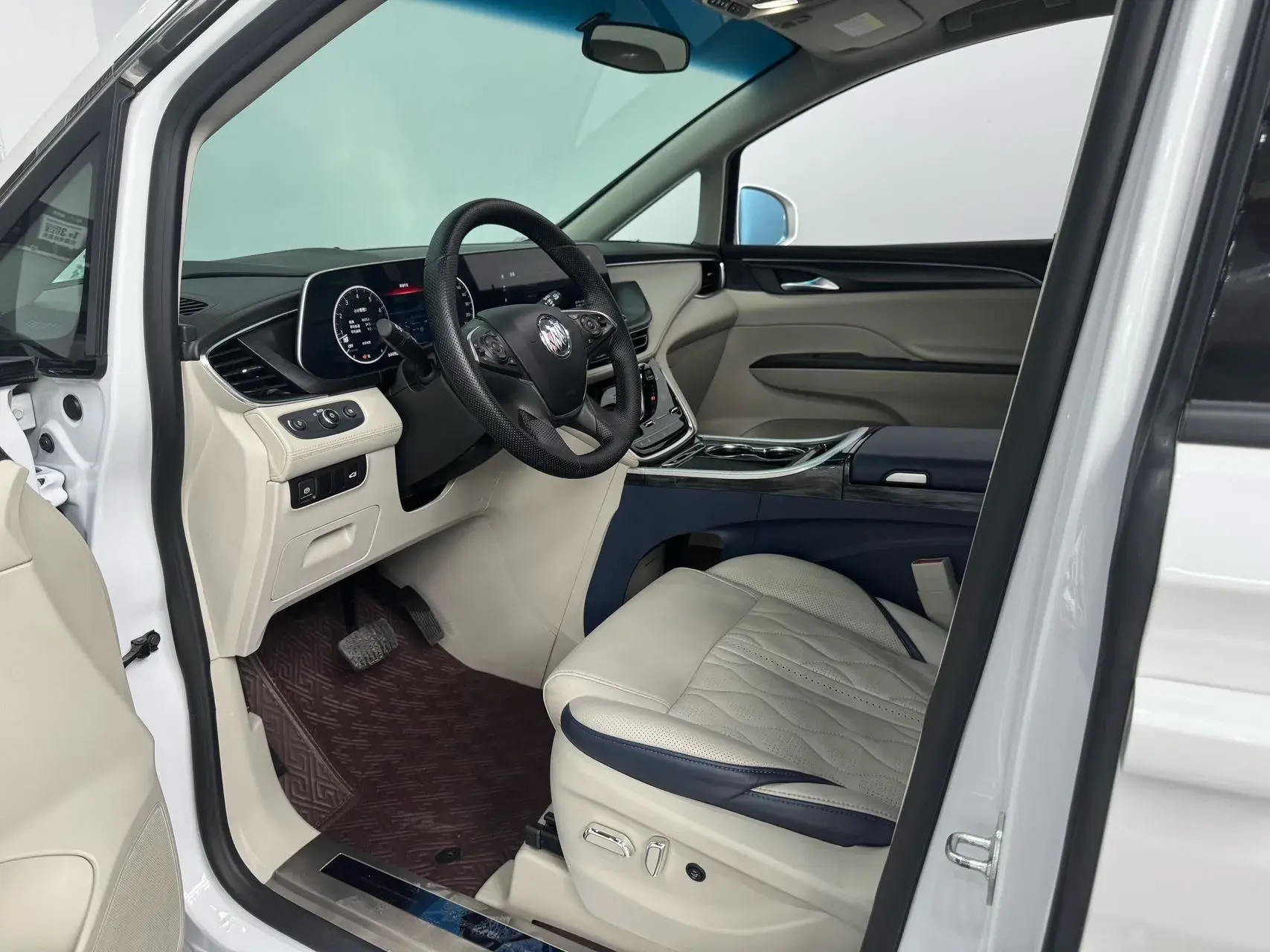 2022 BUICK GL8 thumbnail 4