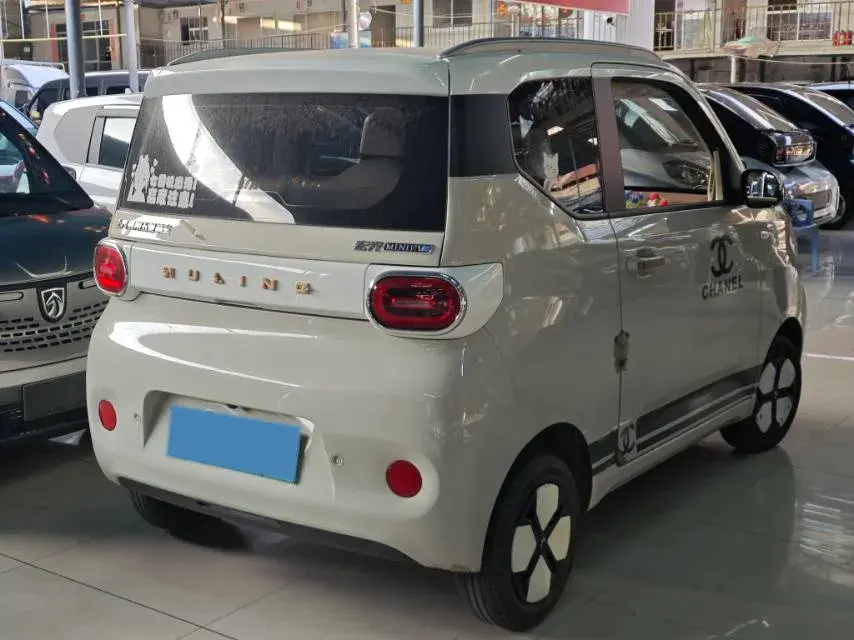 2024 WULING HONGGUANG thumbnail 3