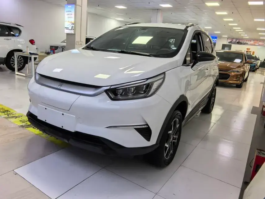 2023 BYD YUAN view 1