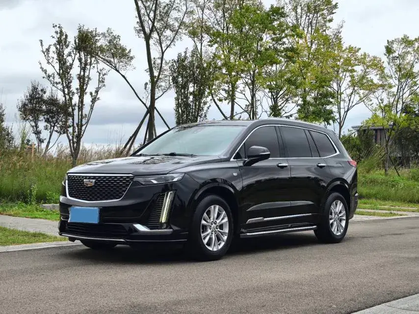 2021 CADILLAC XT6 view 1