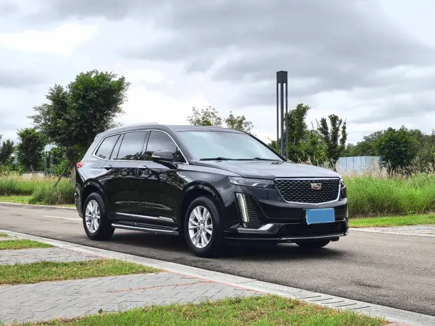 2021 CADILLAC XT6 thumbnail 3