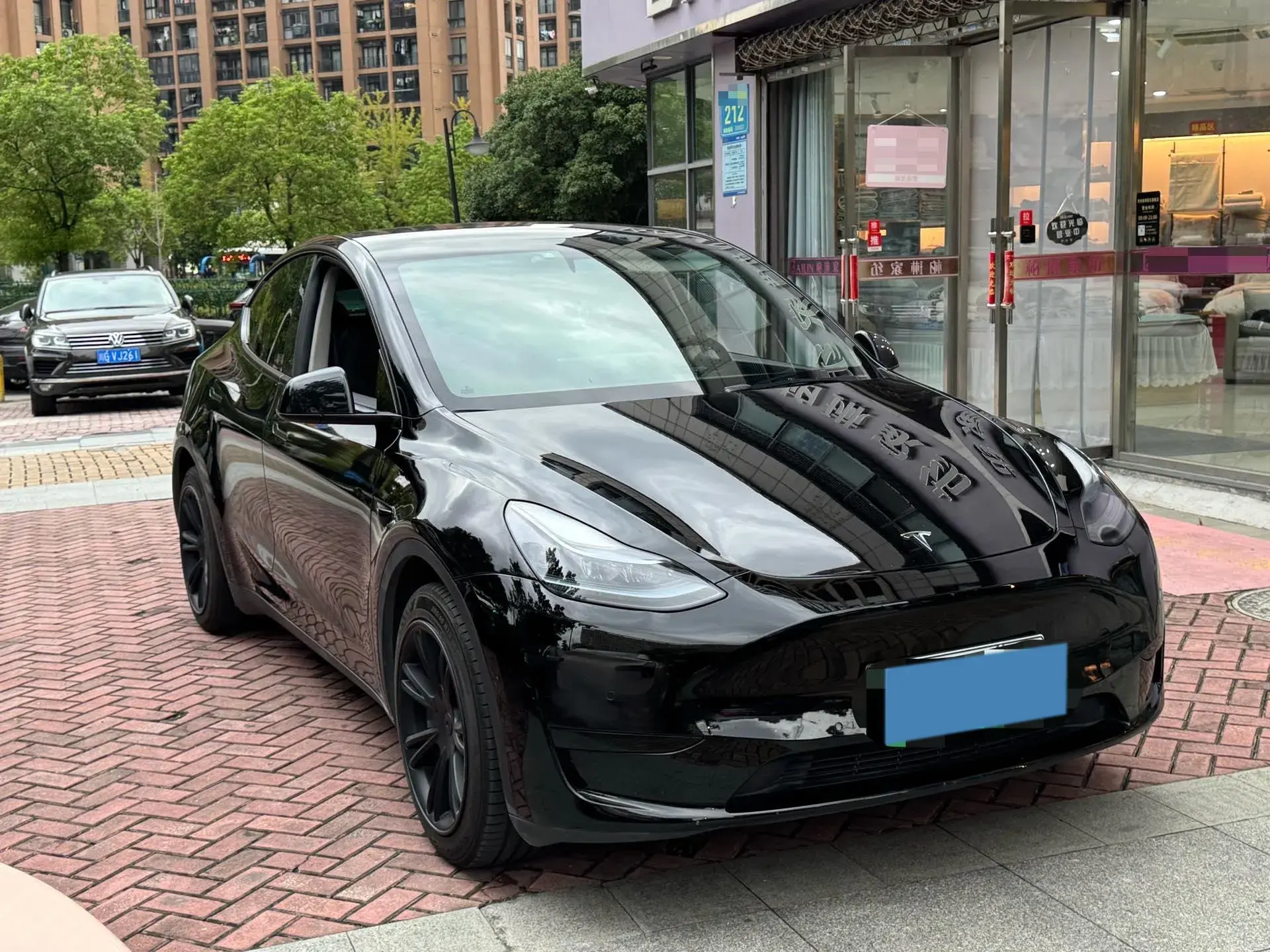 2022 TESLA MODEL thumbnail 3