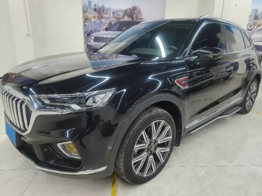 2022 HONGQI HS5 view 1