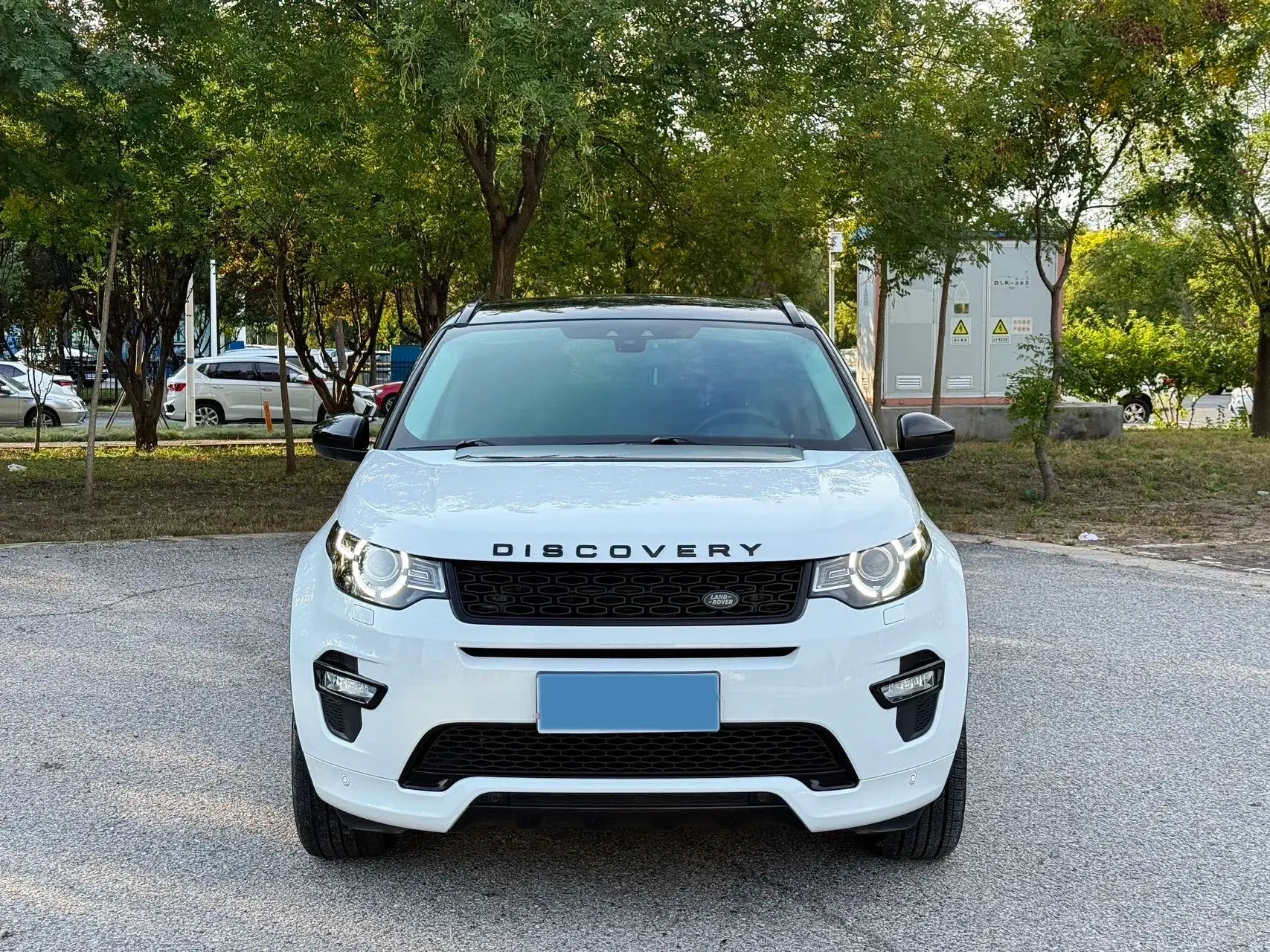 2019 LAND ROVER thumbnail 2