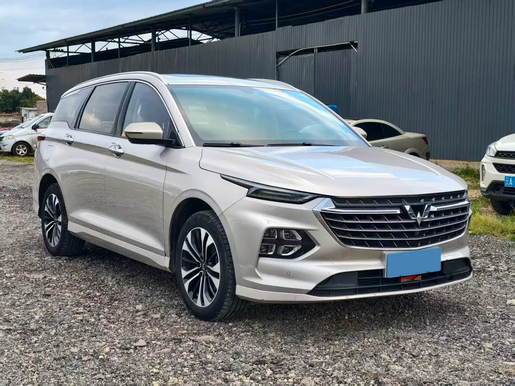 2020 WULING KAIJIE thumbnail 3