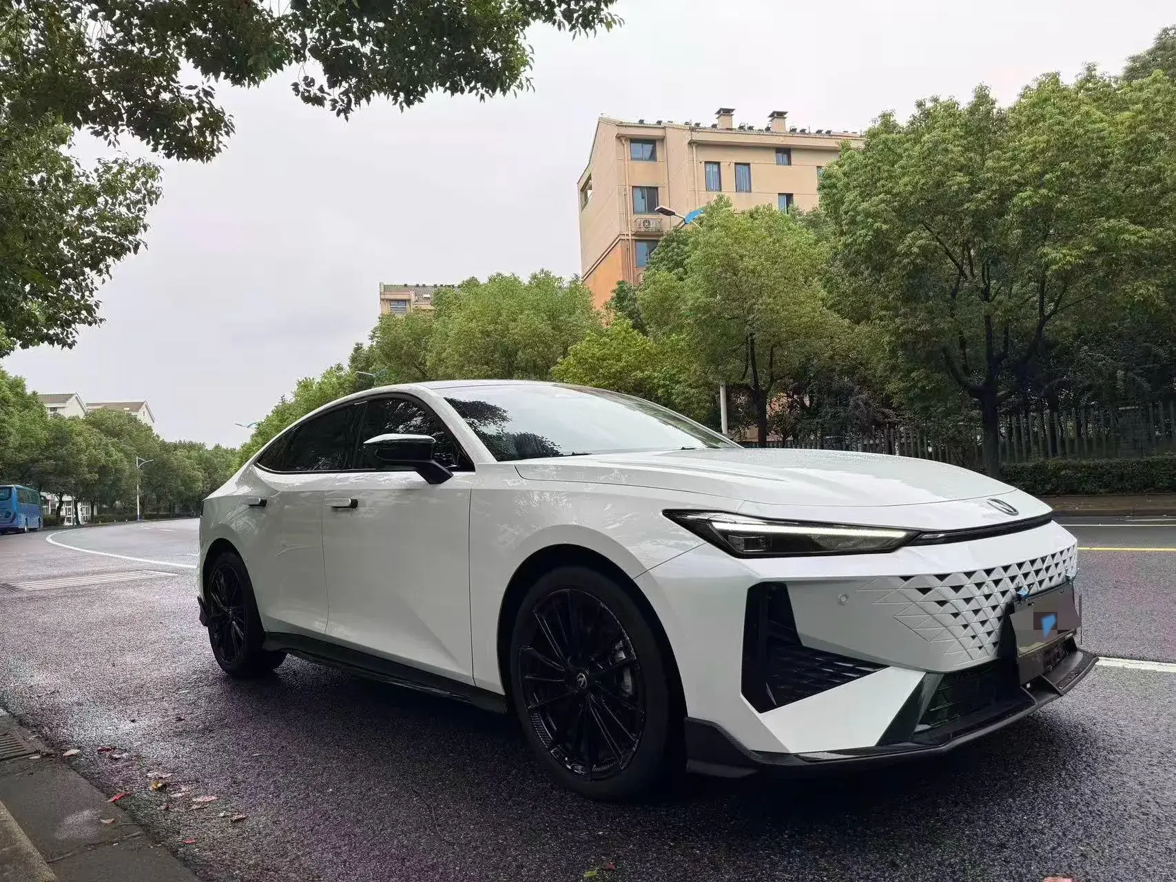 2024 CHANGAN UNI-V thumbnail 3