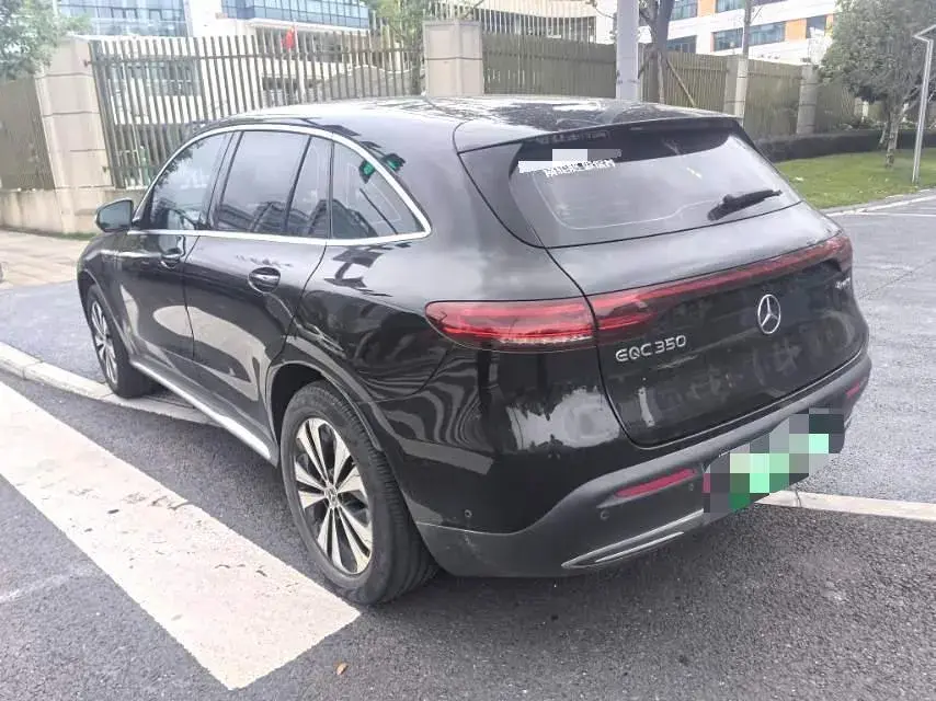 2020 MERCEDES-BENZ EQC thumbnail 4