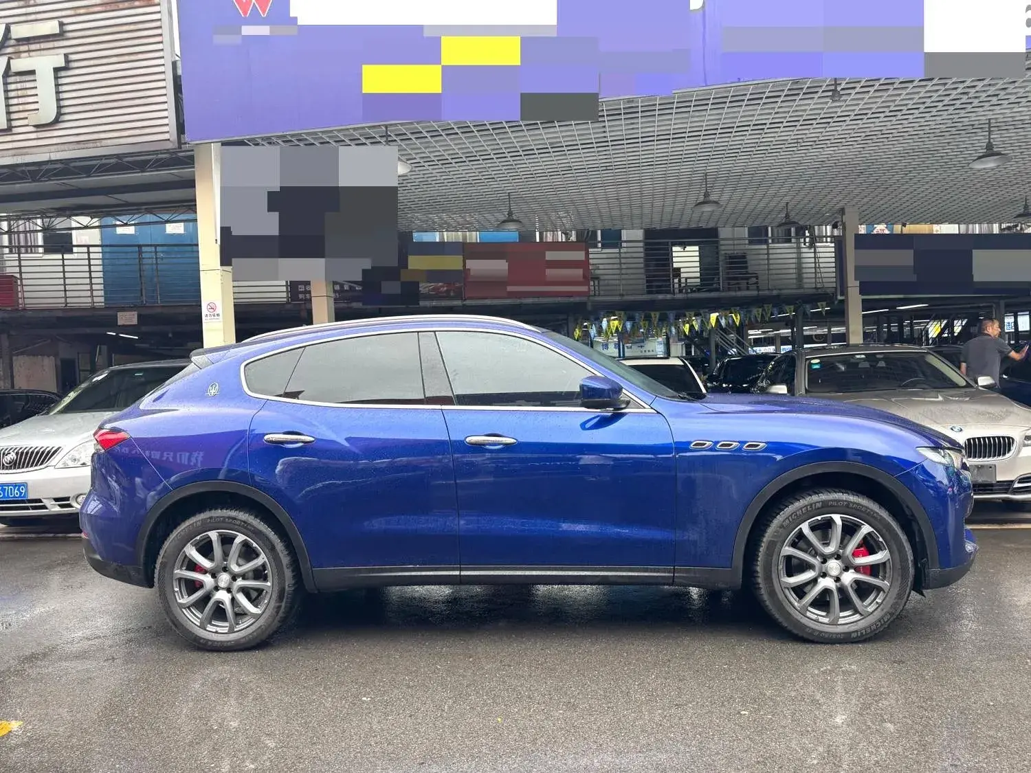 2019 MASERATI LEVANTE thumbnail 4