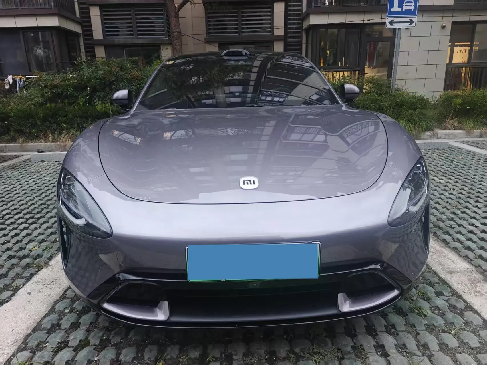 2024 MI SU7 thumbnail 3