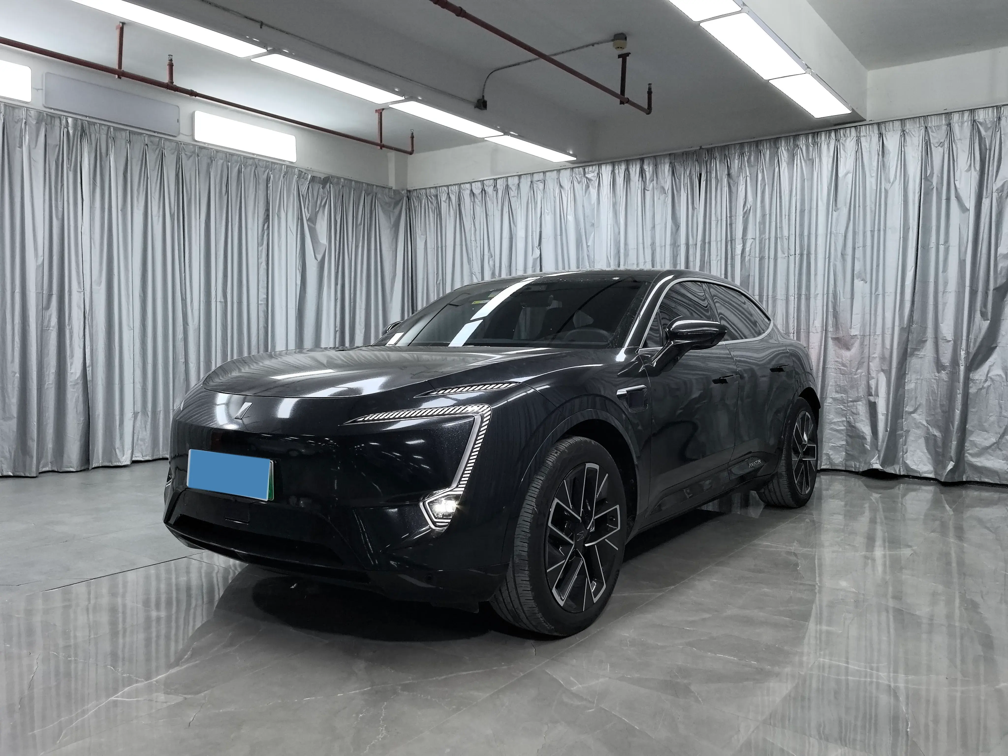 2023 AVATR 11 view 1