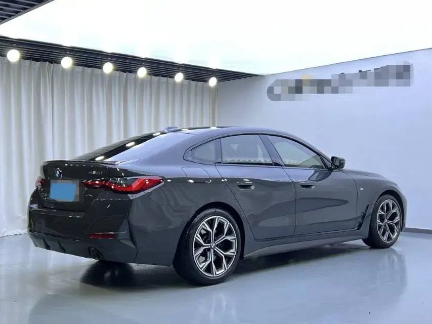 2022 BMW 4 thumbnail 4