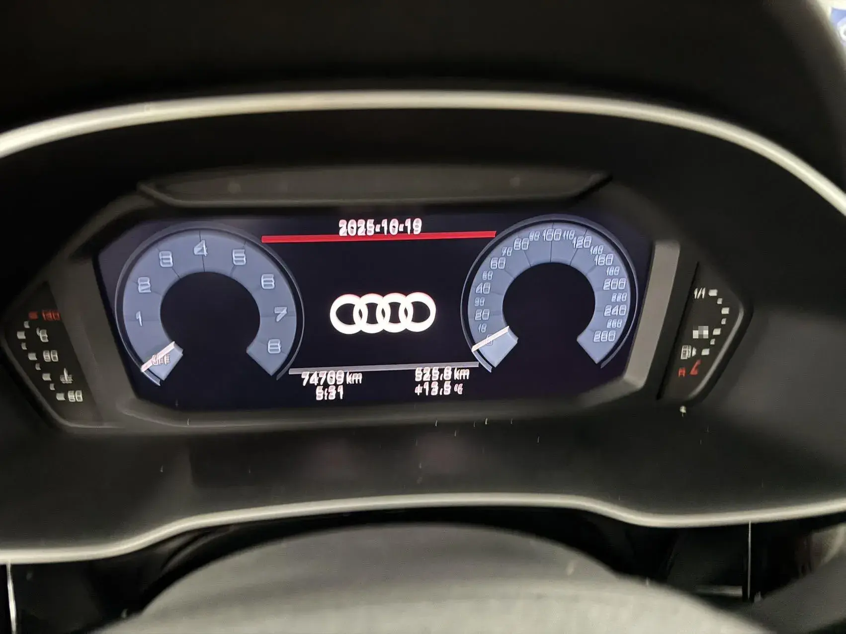 2019 AUDI Q3 thumbnail 4