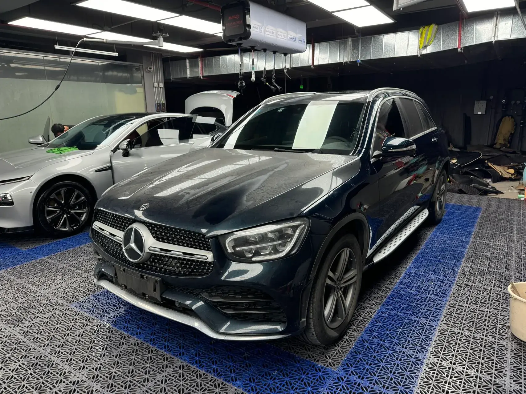 2020 MERCEDES-BENZ GLC view 1