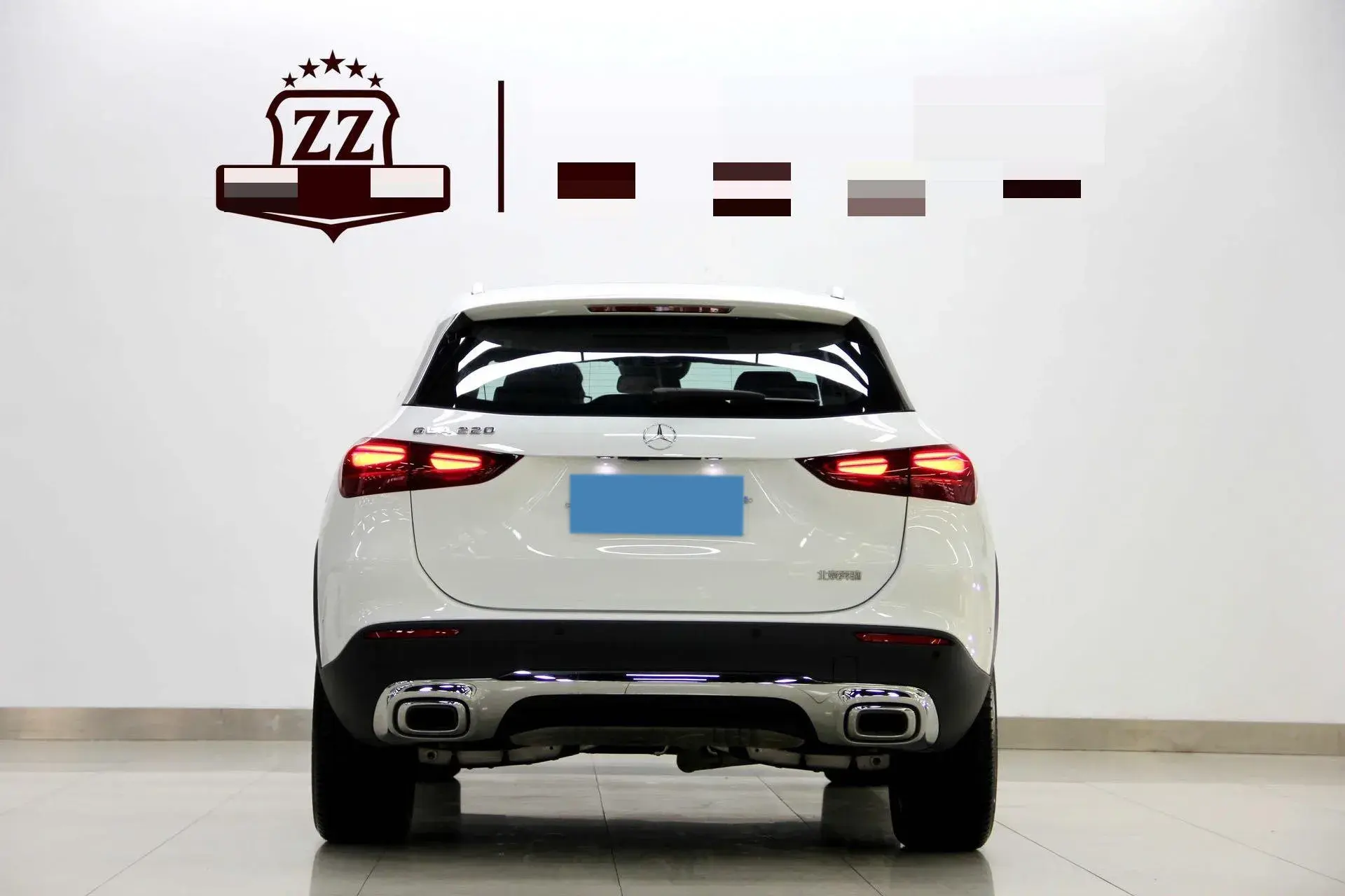 2024 MERCEDES-BENZ GLA thumbnail 4