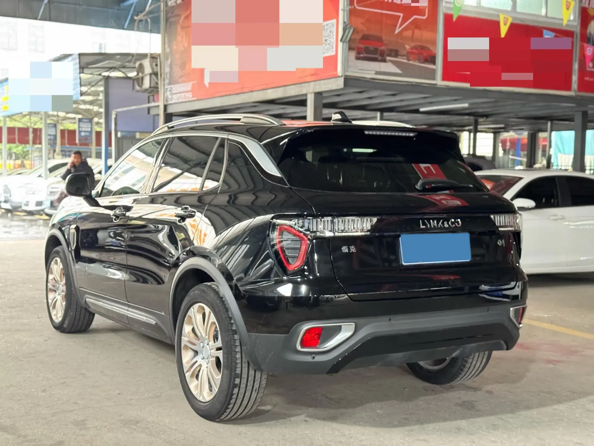 2019 LYNK&CO 01 thumbnail 4