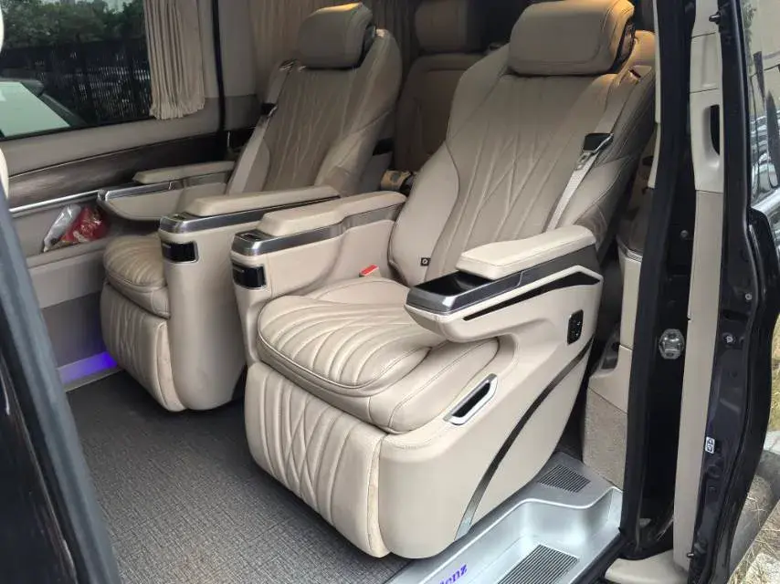 2024 MERCEDES-BENZ V thumbnail 3