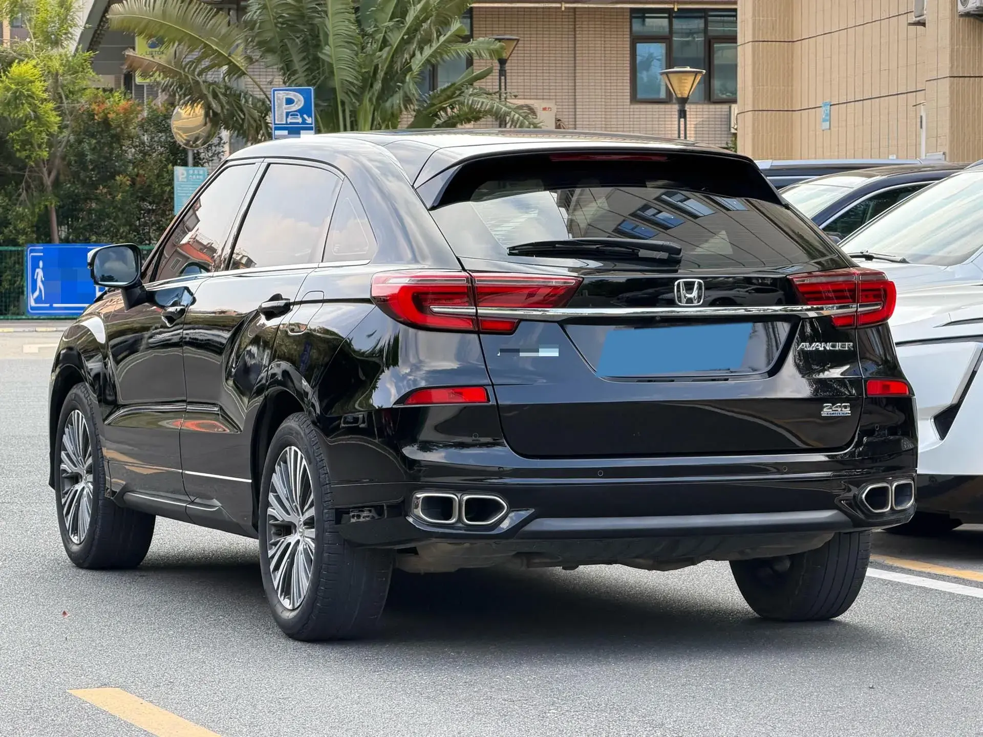 2020 HONDA AVANCIER thumbnail 4