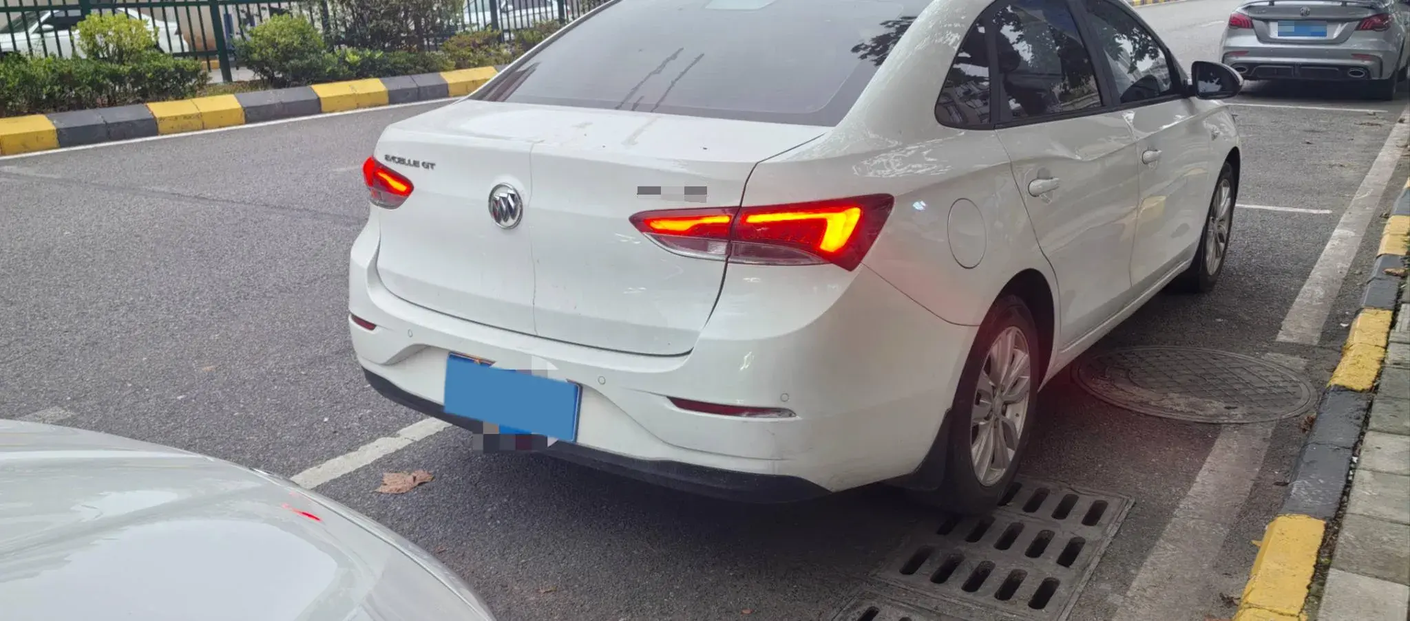 2020 BUICK REGAL thumbnail 2