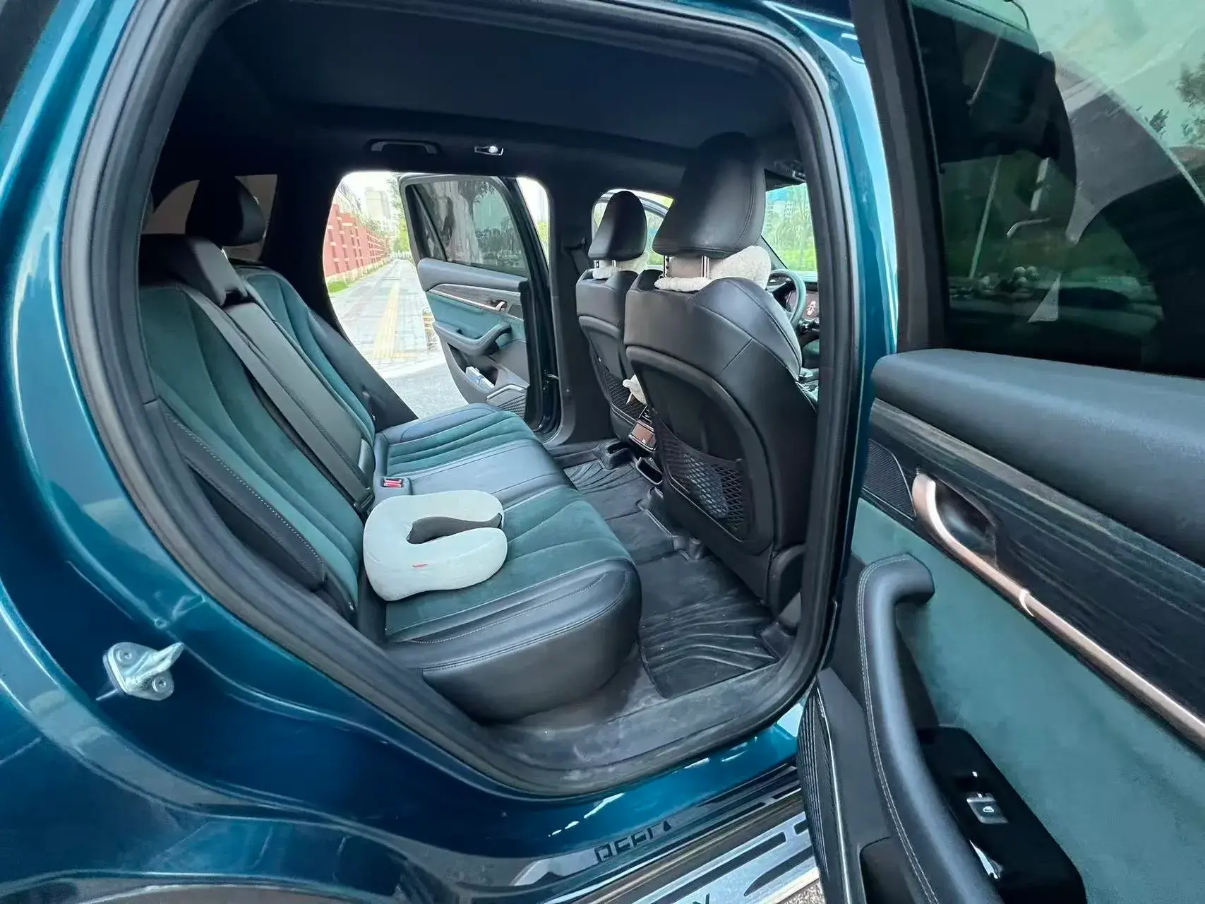 2021 GEELY MONJARO thumbnail 4