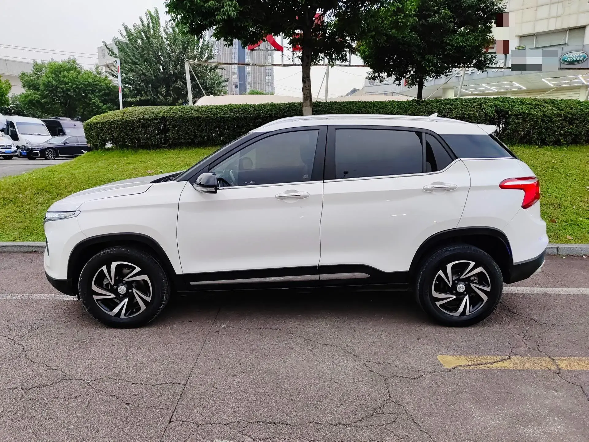 2017 BAOJUN 510 thumbnail 2