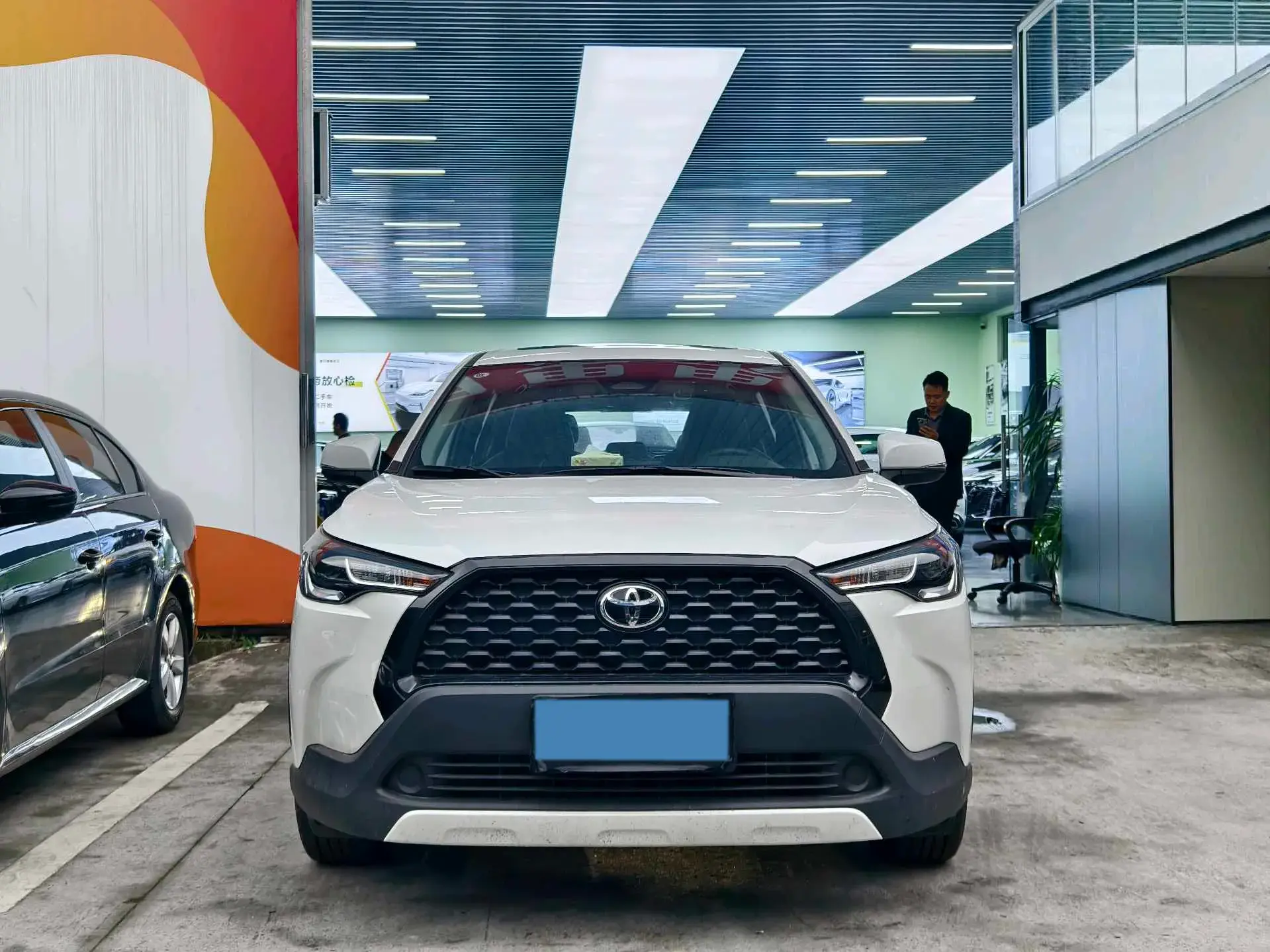 2024 TOYOTA COROLLA thumbnail 2