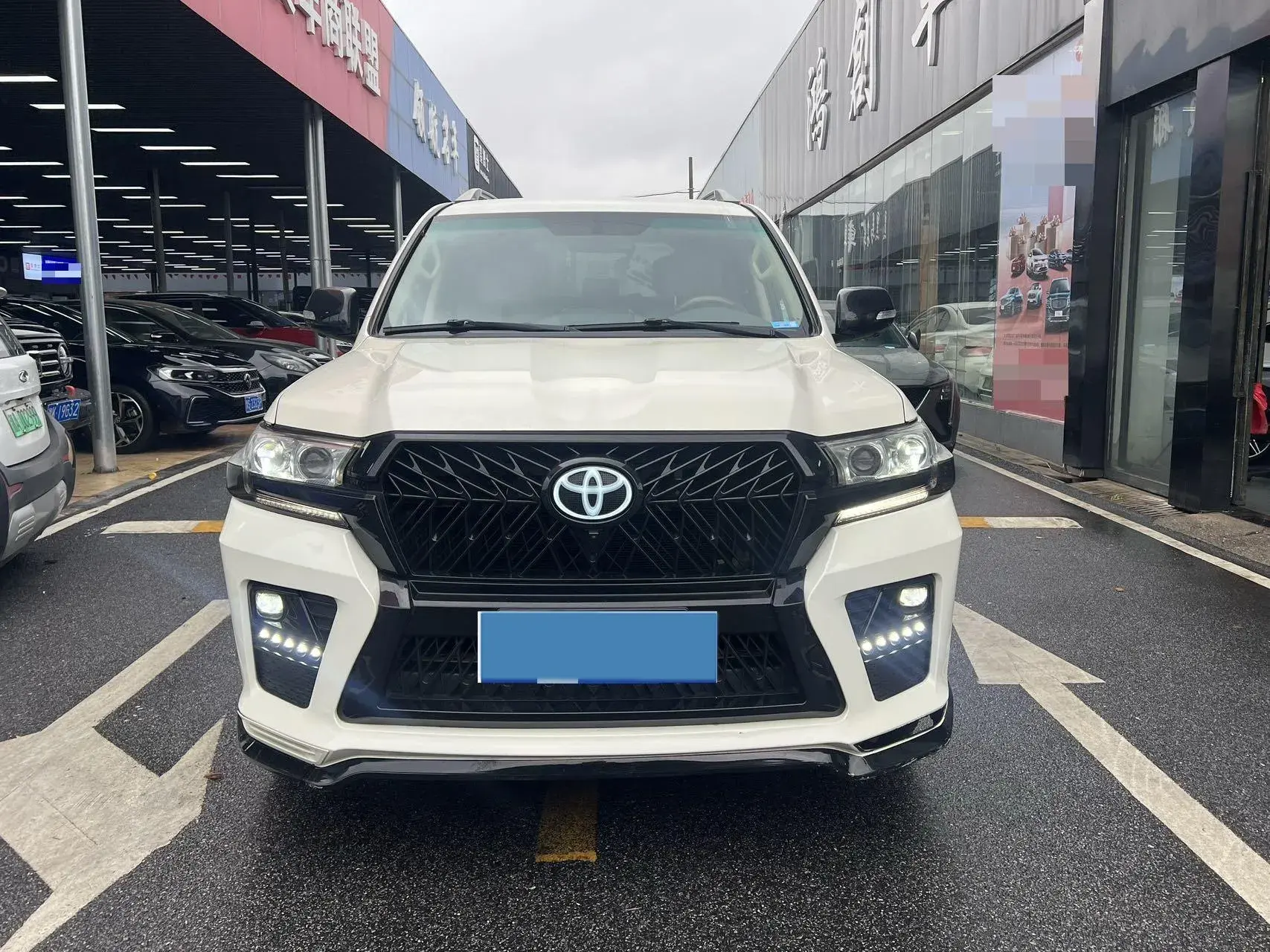 2019 CHEVROLET TRAX thumbnail 2