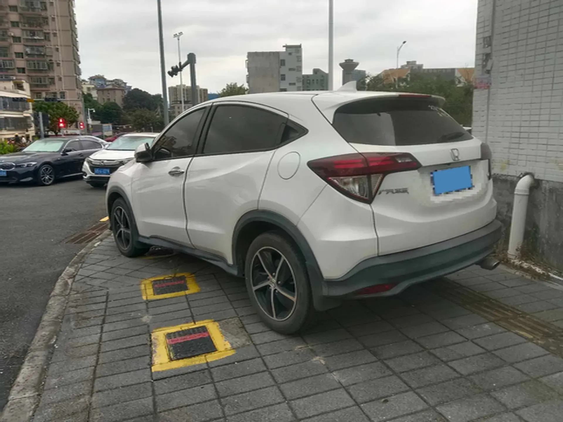 2020 HONDA FIT thumbnail 4