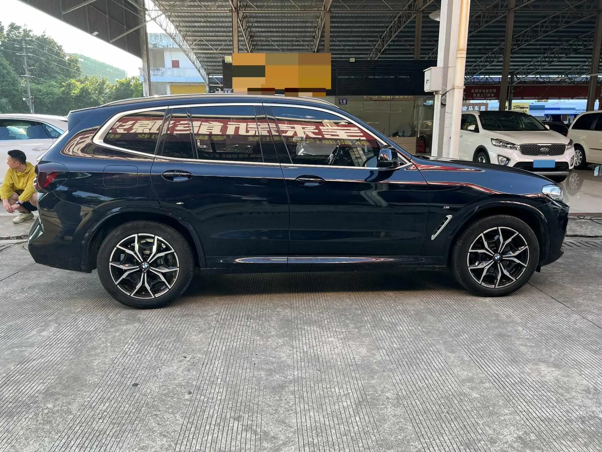 2022 BMW X3 thumbnail 3