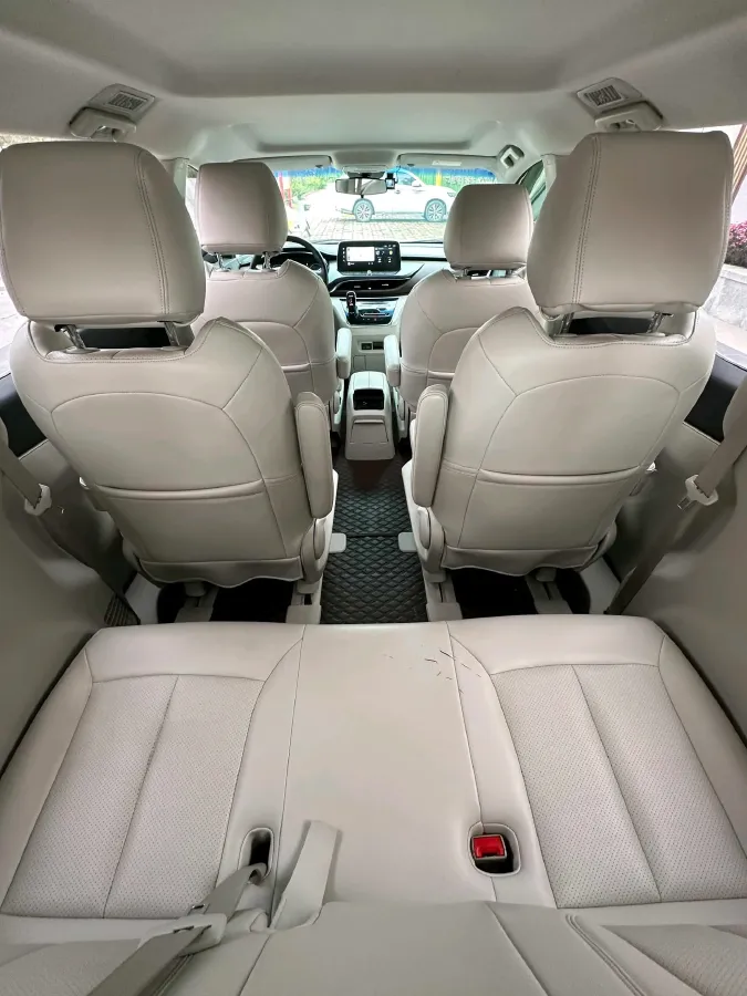 2023 Buick GL8 2.0T 237HP L4 9AT,autocango,china used car exporter,china ev exporter,chinese used car exporter,chinese used ev exporter