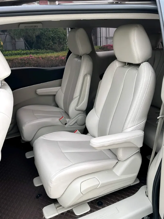 2023 Buick GL8 2.0T 237HP L4 9AT,autocango,china used car exporter,china ev exporter,chinese used car exporter,chinese used ev exporter