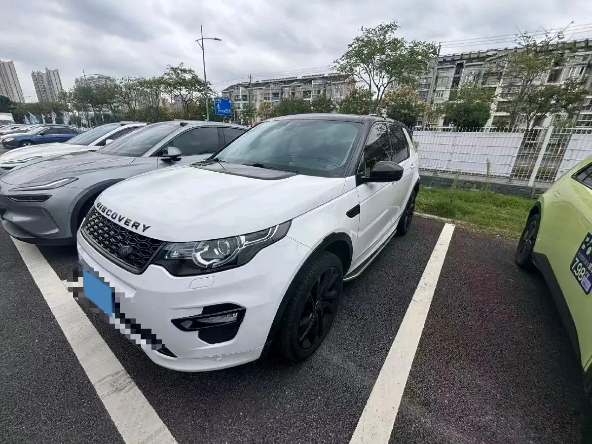 2019 Land Rover Discovery Sport 2.0T 241HP L4 9AT