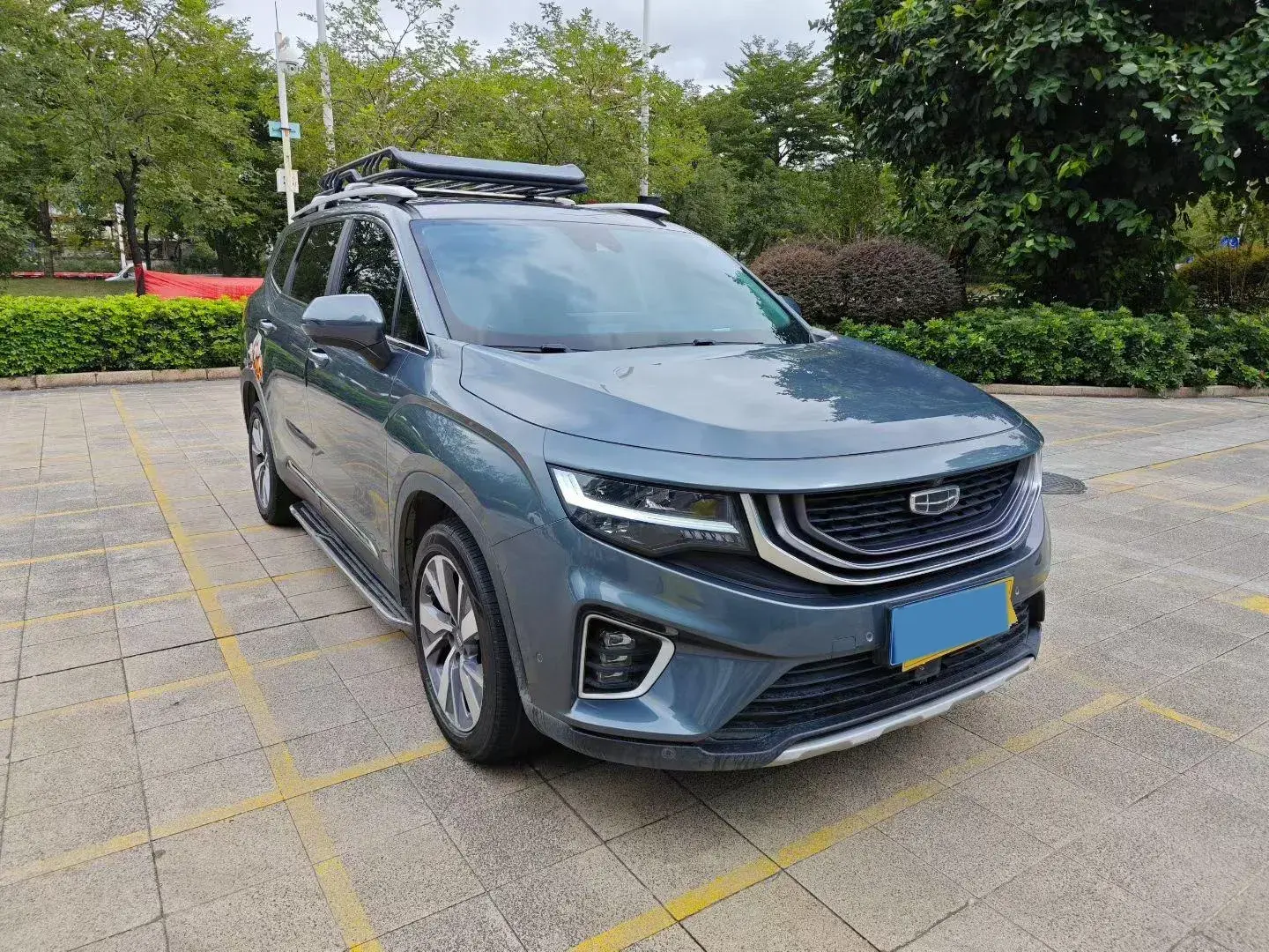 2020 GEELY OKAVANGO thumbnail 3