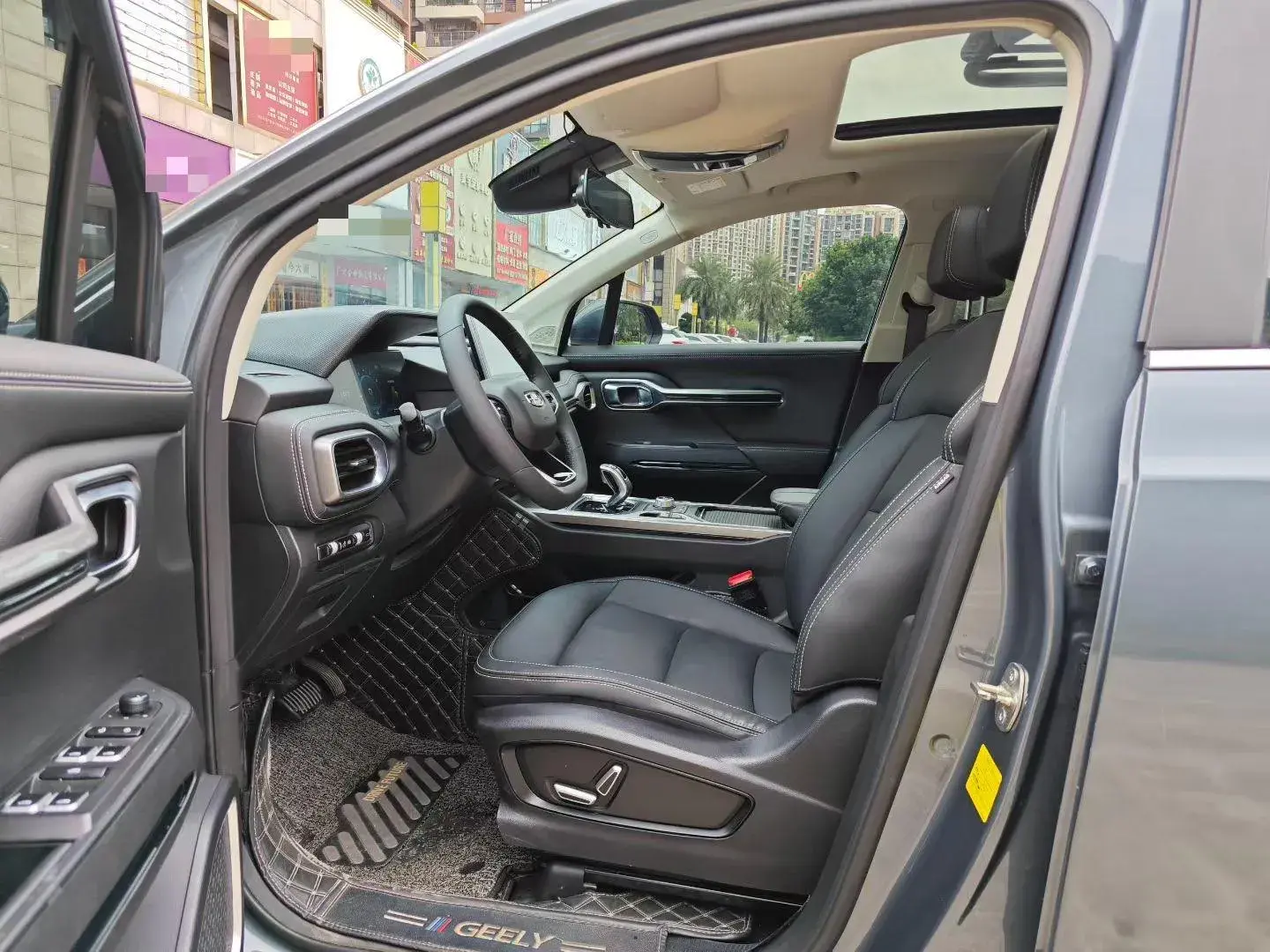 2020 GEELY OKAVANGO thumbnail 4