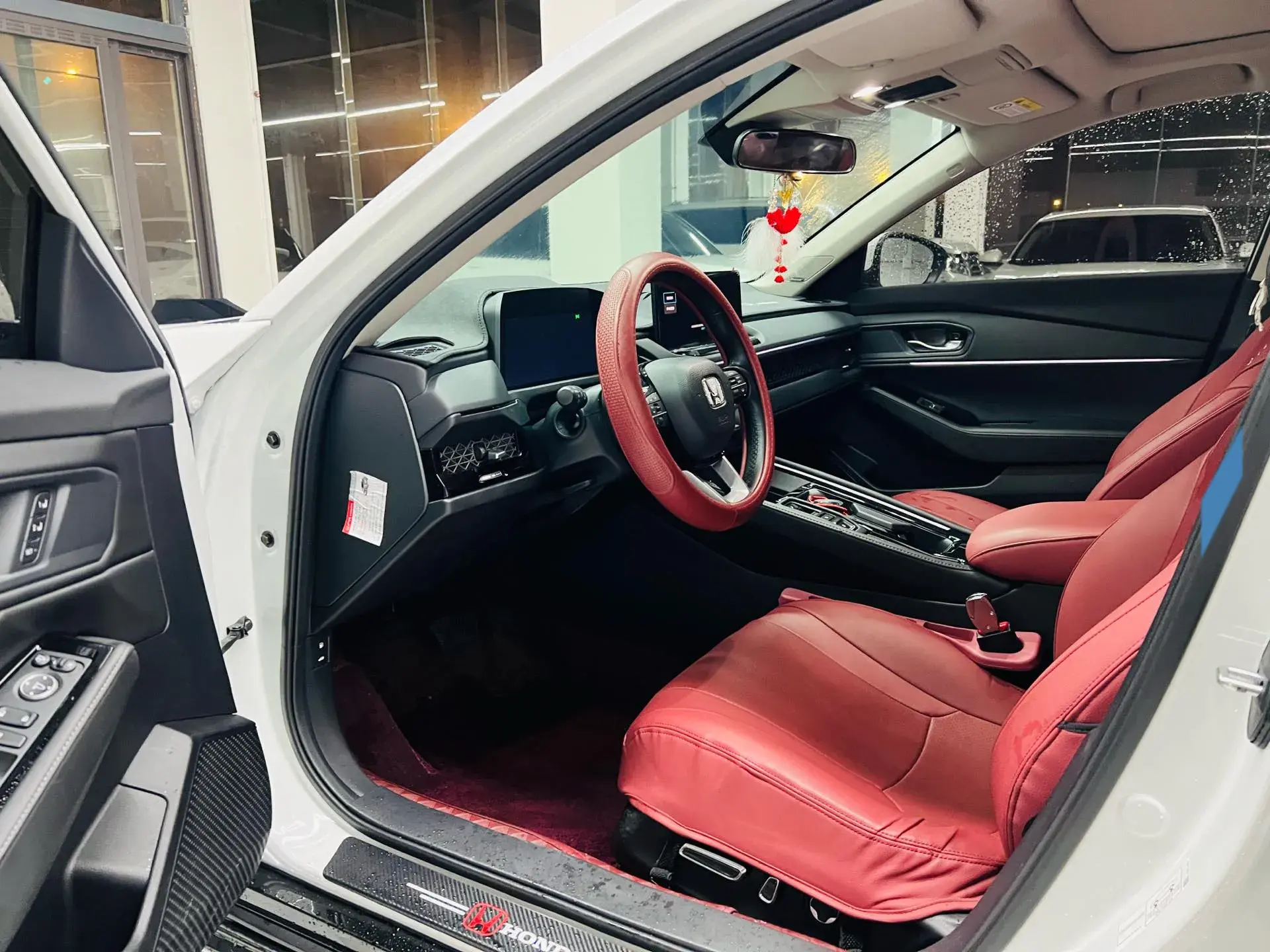 2023 HONDA ACCORD thumbnail 4