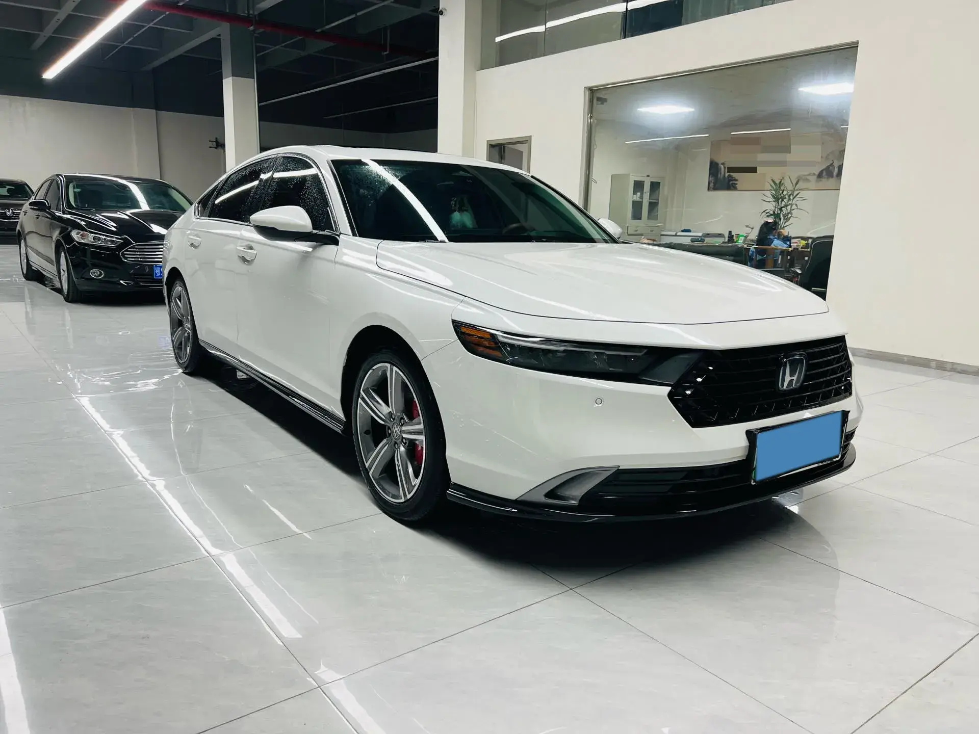 2023 HONDA ACCORD thumbnail 2