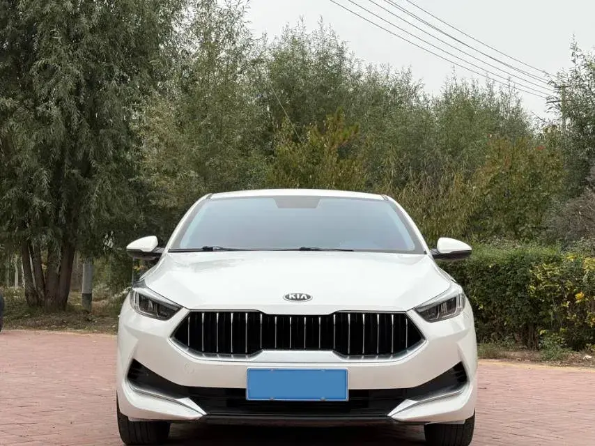 2019 KIA K3 thumbnail 3