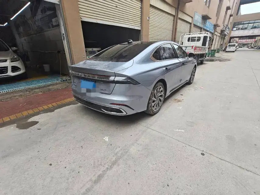 2022 LINCOLN Z thumbnail 3