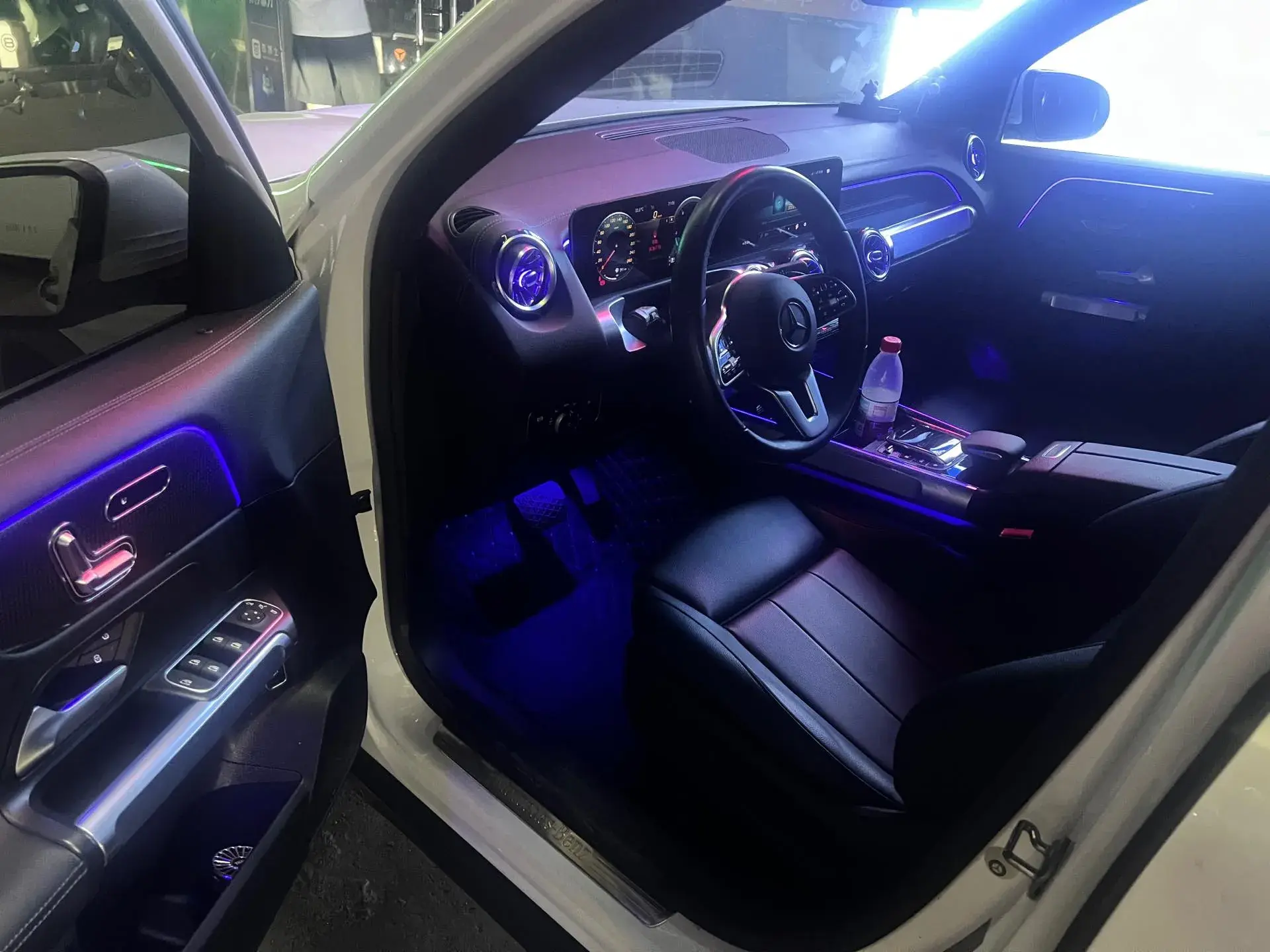 2020 MERCEDES-BENZ GLB thumbnail 4